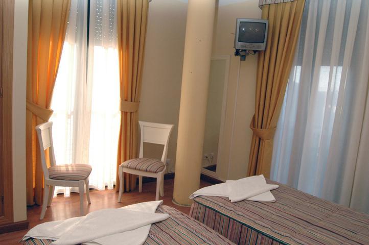Hostal Stop كانتاليخو الغرفة الصورة